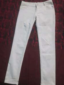 White Skinny Jeans