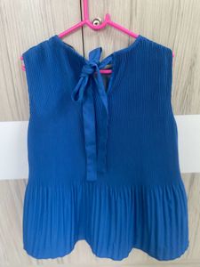 Vero Moda Gorgeous net blue Top With Lovely Back