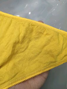 Yellow Painty 28 Size 🥰