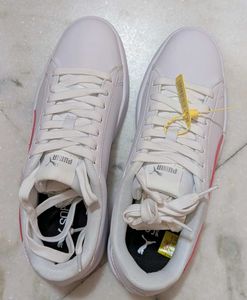 Puma Sneakers