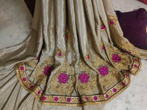 New Velvet Saree With Blouse Piece 😍