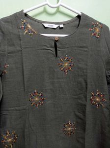Max Women Kurta