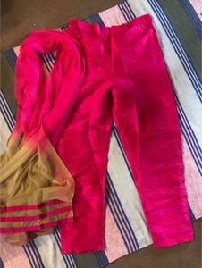 Elegant Pink Festive Kurta Set