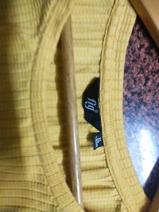 Yellow Tshirt