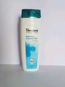 Himalaya Refreshing Cleansing Milk