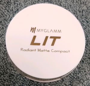 ❤️ SALE❗ GRAB MY GLAMM Matte COMPACT✅⭐NEW
