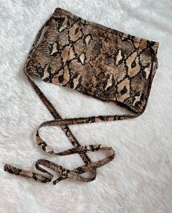 Y2K Snake Print Top 🫶🏻