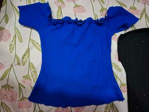 Blue and black tops combo