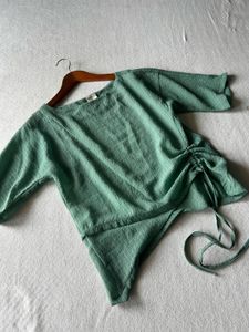 🍀Rareism Textured Green top - Xxs/35”