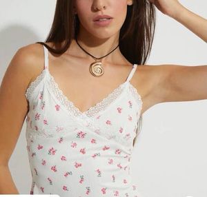 Ditsy print lace detail top