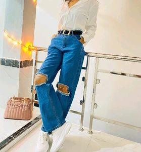 Girls N Boys Branded Fila Trendy Sneaker Shoes No More Use In Good Condition