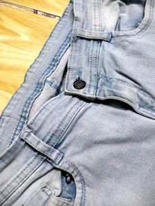 Light Wash Skinny Jeans