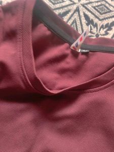 Full Tshirt Maroon