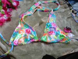 Floral Bikini Top - Stylish Swimwear