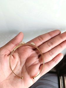Floral Bangle Bracelet