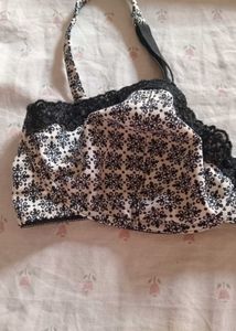 Elegant Black &amp; White Floral Lace Bra – Soft Cotto
