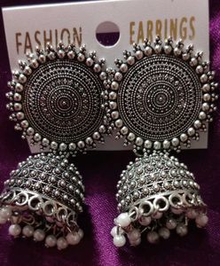 Jhumke