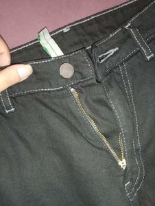 Black cargo jeans (NEWME)