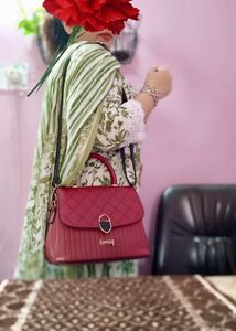 Toniq Maroon Quilted Handbag