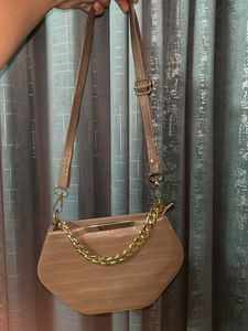 Olive Stylish Slingbag