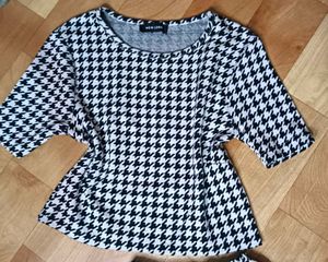 Trendy Top &amp; Flared Skirt Combo For Kids