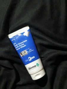 Derma Co Anti-Acne Face Wash