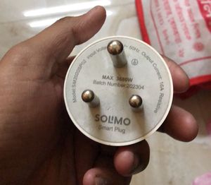 16 a Wi-Fi plug u can control from anywhere by int