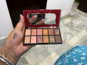 Mars Eyeshadow Palette