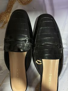 Allen Solly Black Flats