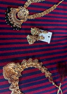 Traditional Gold-Plated Jewelry Set