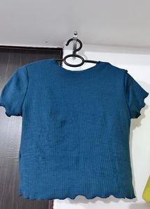 Roadster Women Fitted Crop Top