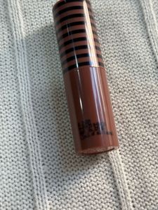 Nykaa Creamy lipstick- Rumour has it