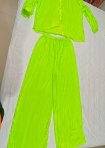 new neon green cord set