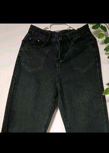 It&#39;s a New Jeans..