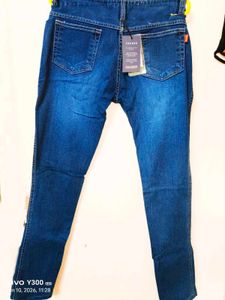 Embroidered Side-Seam Jeans