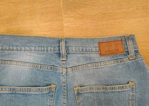 Light Wash Denim Jeans