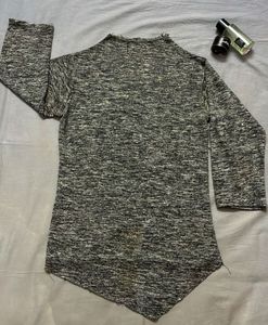 Heathered Gray Top