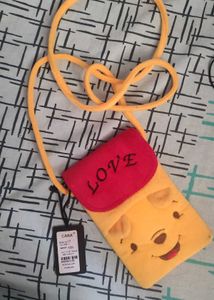 Winnie The Poo Kids Sling Bag
