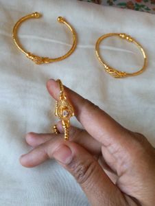 Branded Golden Kada