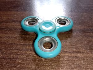 Cool Green Hot Wheel +Smooth Blue Fidget Spinner