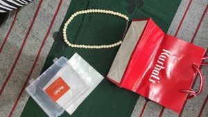 Kushals Pearl Necklace Totally New