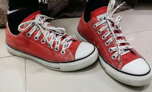 Price Drop..All Star Converse Canvas Authentic India... Converse Number 5...UK4..