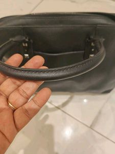 Michael Kors tote bag 100% original with code