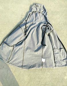 🦑2GO Grey Zip-Up Hoodie