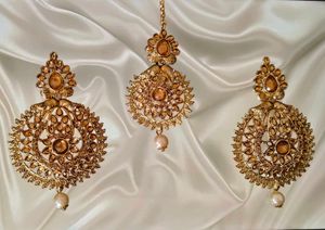 Elegant Gold-Tone Indian Jewelry Set