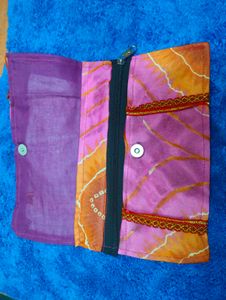 Bandhani Clutch with Mirror Details