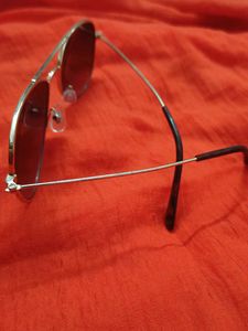 Rai Ban Sunglass