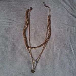 TRENDS 3 Layered Chain Necklace