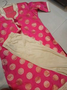 New Kurta Set With Leggings