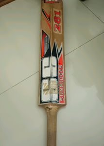 Size 5 Season Cricket Bat (Used)